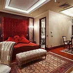 Merit Crystal Cove Casino & Hotel 5*