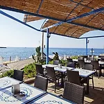 Hotel Merit Crystal Cove Casino &