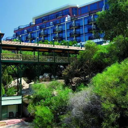 Merit Crystal Cove & Casino Karavas (Northern Cyprus)