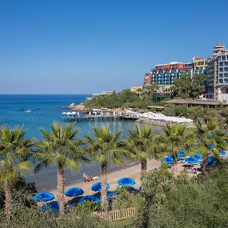 Merit Crystal Cove & Casino Resort Karavas (Northern Cyprus)
