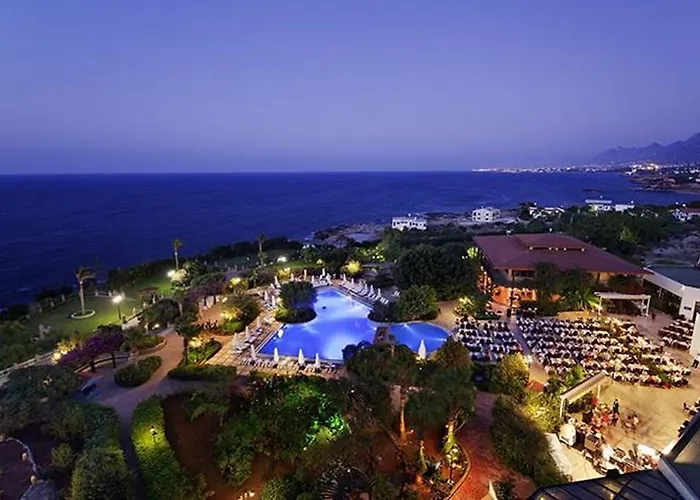 Merit Crystal Cove & Casino 5*