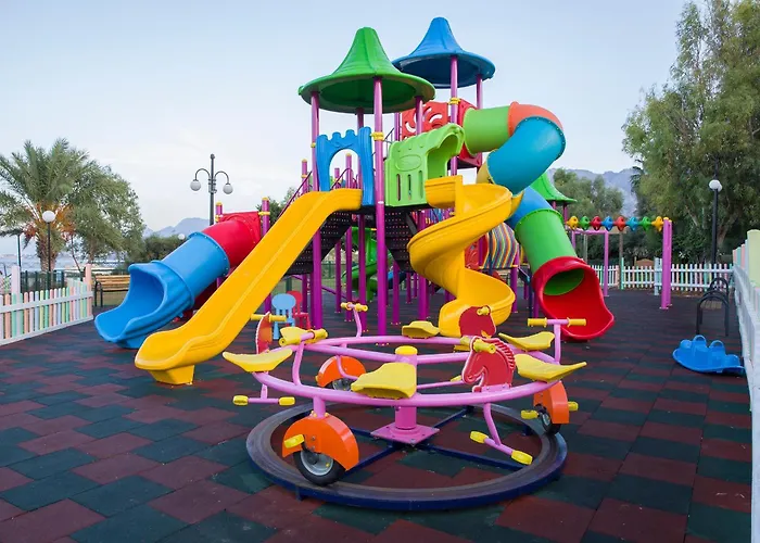 Merit Crystal Cove & Casino Karavász