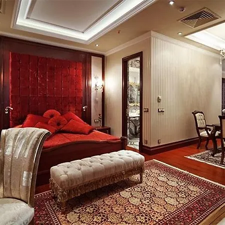 Merit Crystal Cove Casino & Hotell 5*