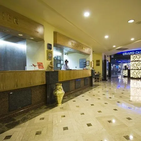 Merit Crystal Cove Casino & Karavász