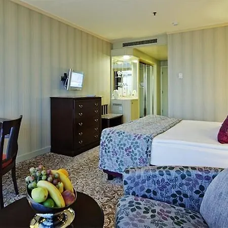 Hotell Merit Crystal Cove Casino &