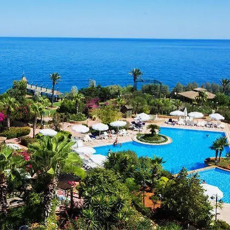 Hotell Merit Crystal Cove Casino &