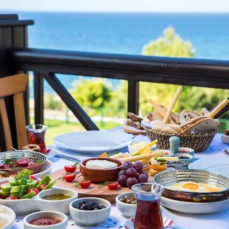 Merit Crystal Cove Casino & Karavas (Northern Cyprus)