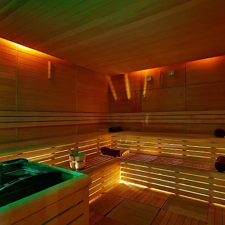 Resort Merit Crystal Cove & Casino