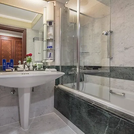 Merit Crystal Cove Casino & 5* Karavas (Northern Cyprus)