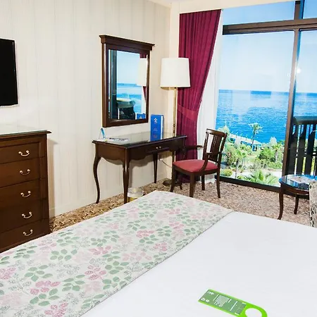 Merit Crystal Cove Casino & Hotel
