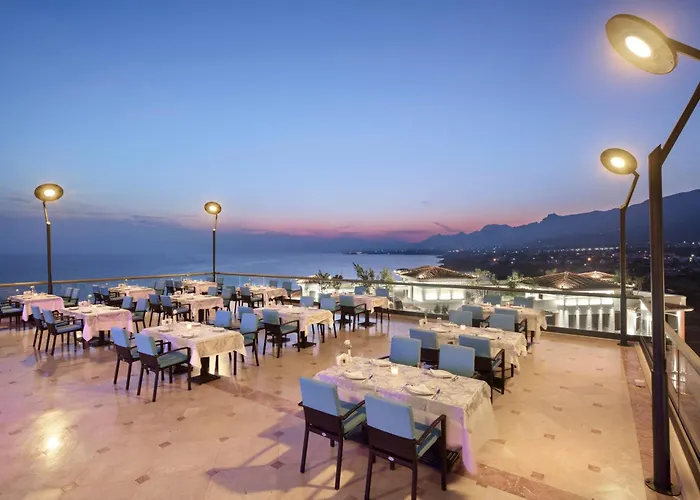 Merit Crystal Cove & Casino Resort 5*