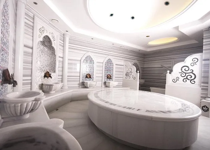 Rezort Merit Crystal Cove & Casino