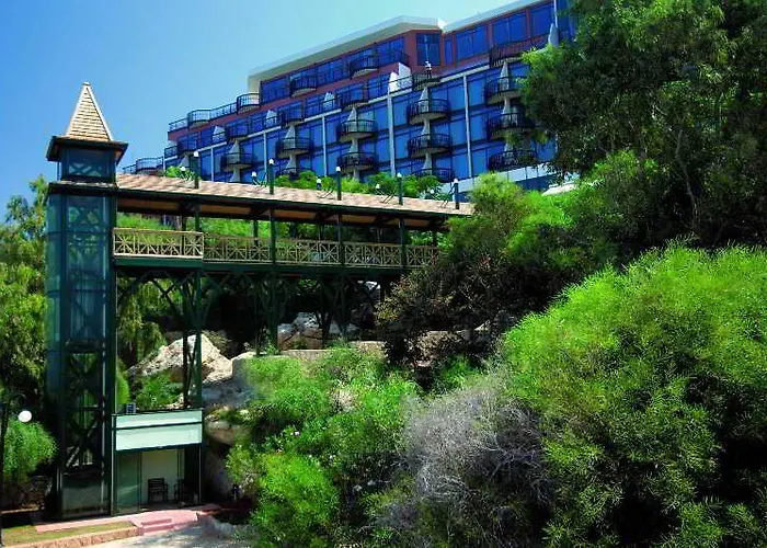 Merit Crystal Cove & Casino Karavas (Northern Cyprus)
