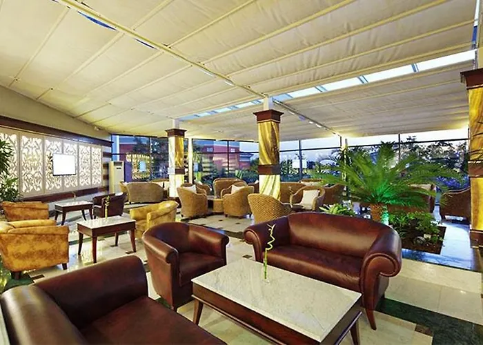 Merit Crystal Cove & Casino 5*