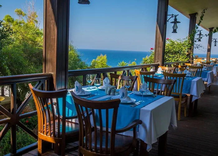 Resort Merit Crystal Cove & Casino