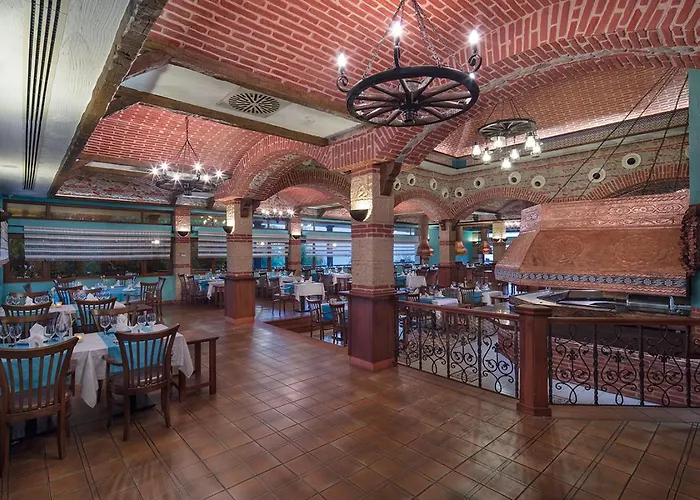 Merit Crystal Cove & Casino Resort 5*