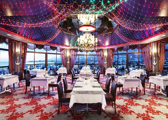 Rezort Merit Crystal Cove & Casino 5*